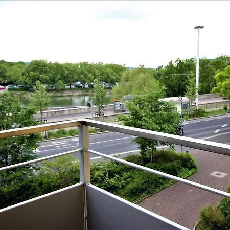 Luxury - View Of River And Castle * Wurtzbourg